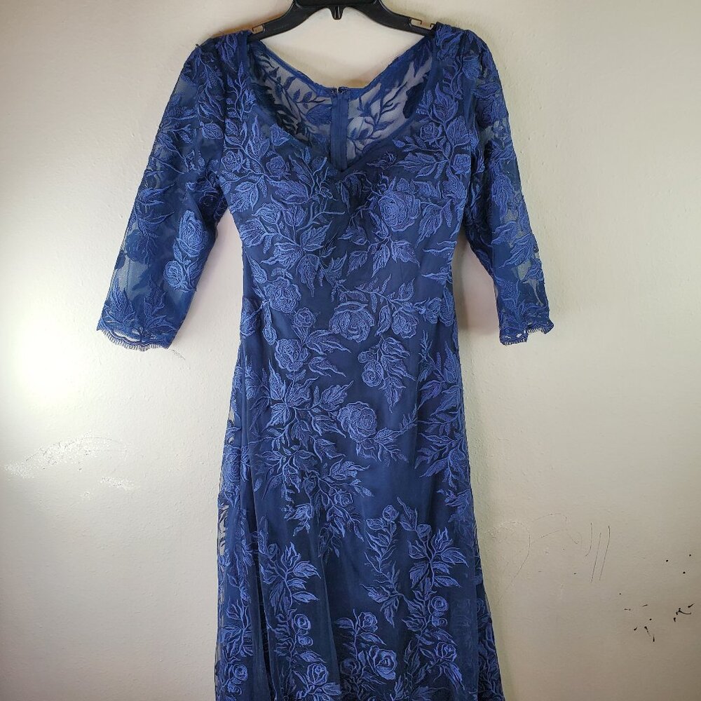 La Femme Womens Navy Floral Embroidered Mesh A-Line Gown Sz 6 - Picture 2 of 11